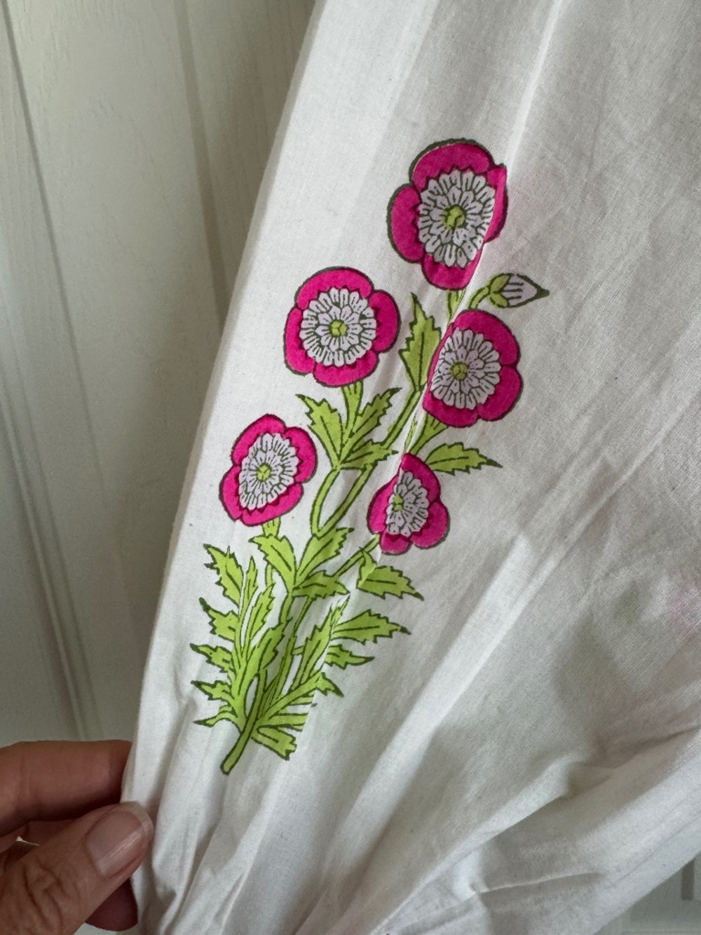 NWT, SZ BLOCKPRINTS, HAND BLOCKED/PRINTED, DARLING CLOVER TOP IN HOT PINK - Picture 12 of 16